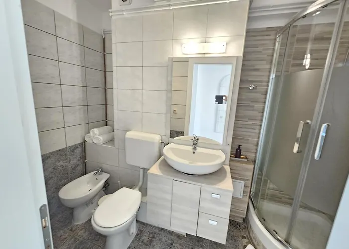 Victoriei 7 * Timişoara